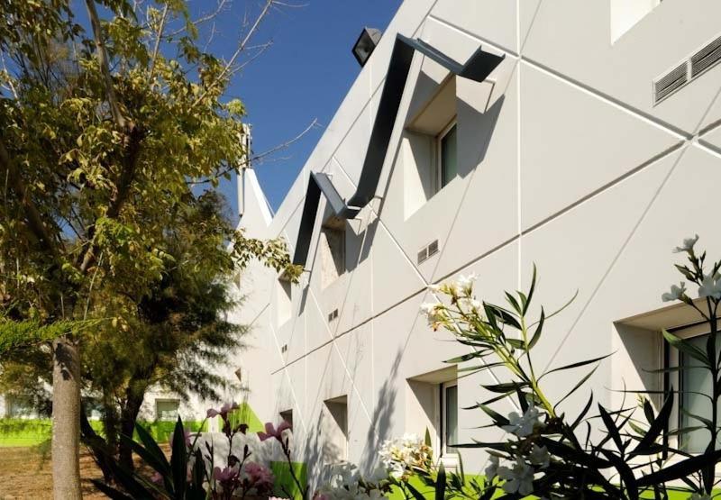 Lemon Hotel - Mery Sur Oise/Cergy Exteriör bild