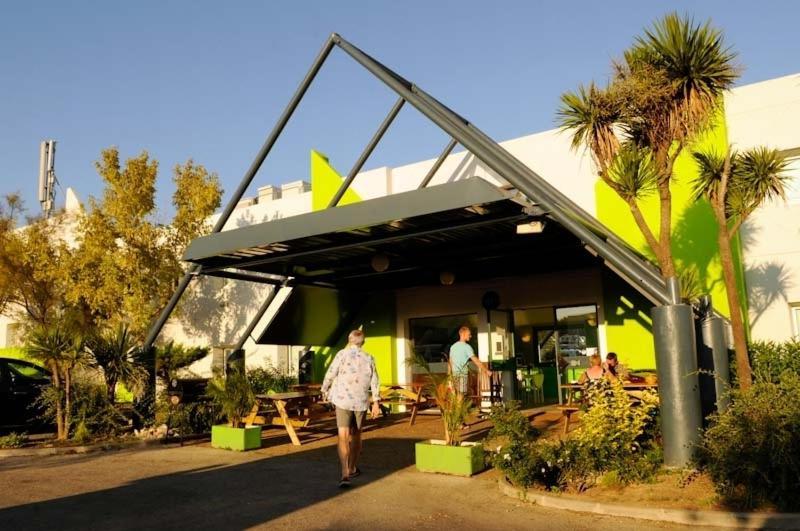 Lemon Hotel - Mery Sur Oise/Cergy Exteriör bild