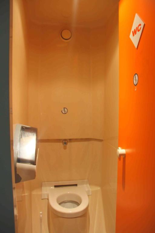 Lemon Hotel - Mery Sur Oise/Cergy Exteriör bild